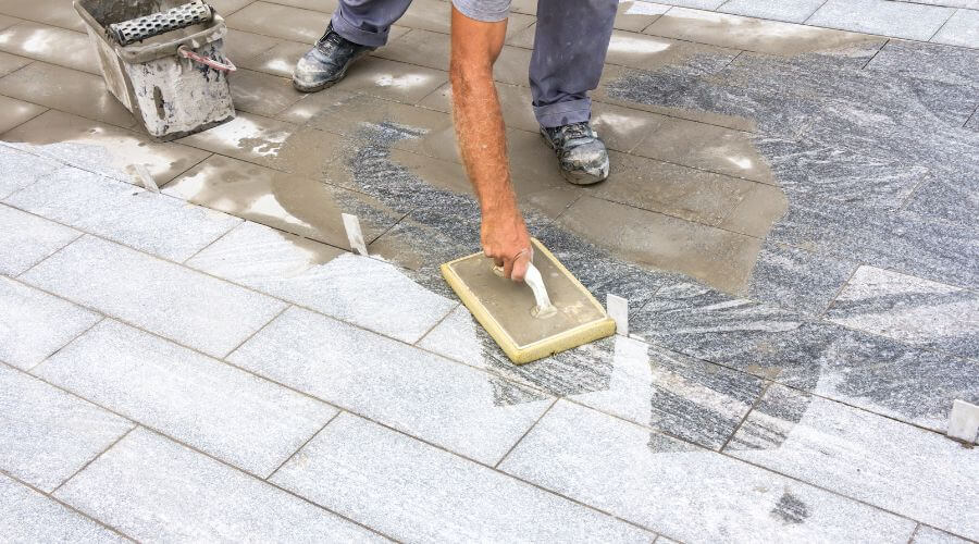 Professional gutter cleaning in Goodfield, IL